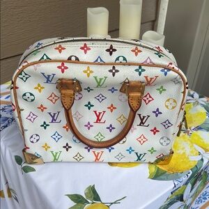 Fashion inspired bag